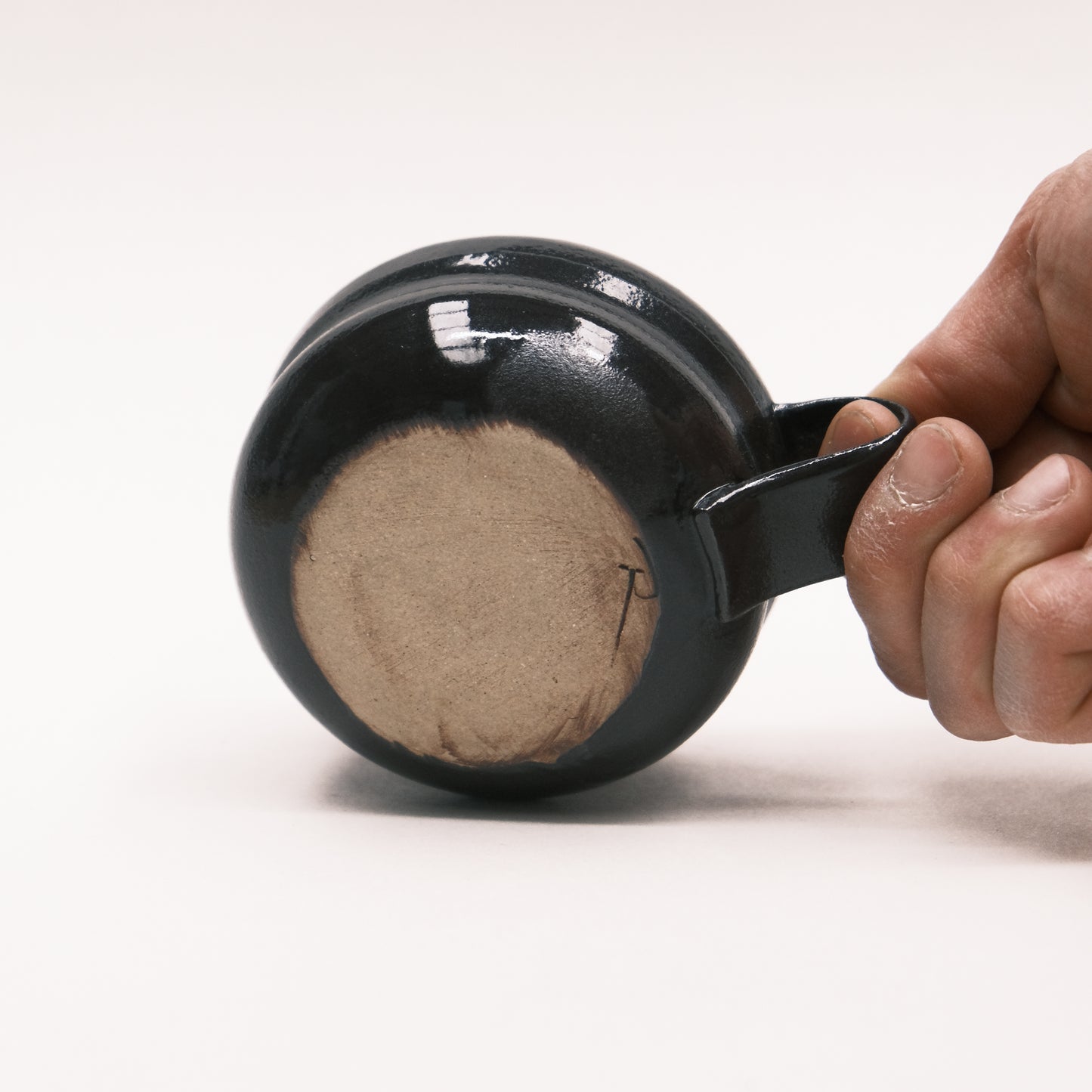 S Mug 05