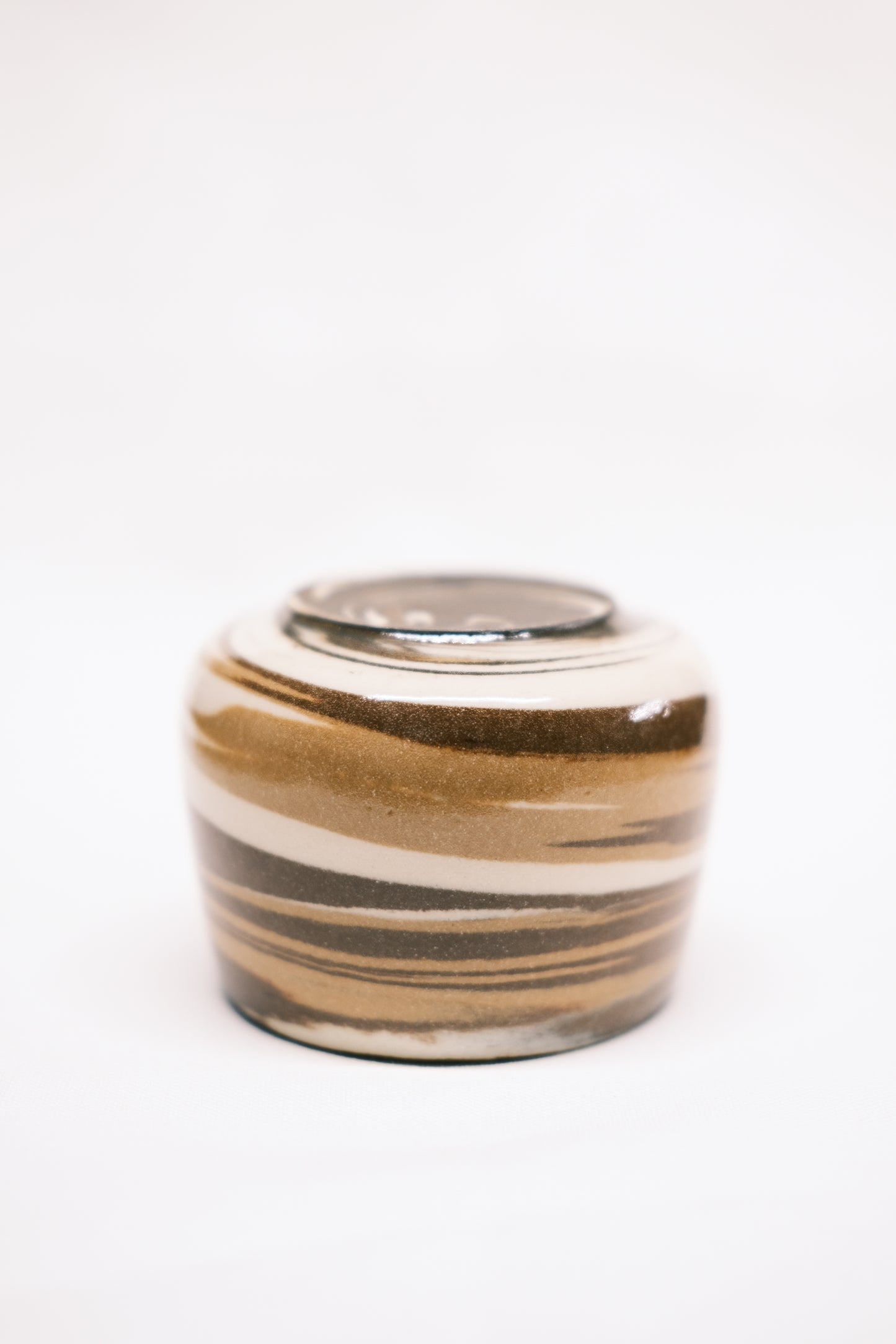 Brown 05.