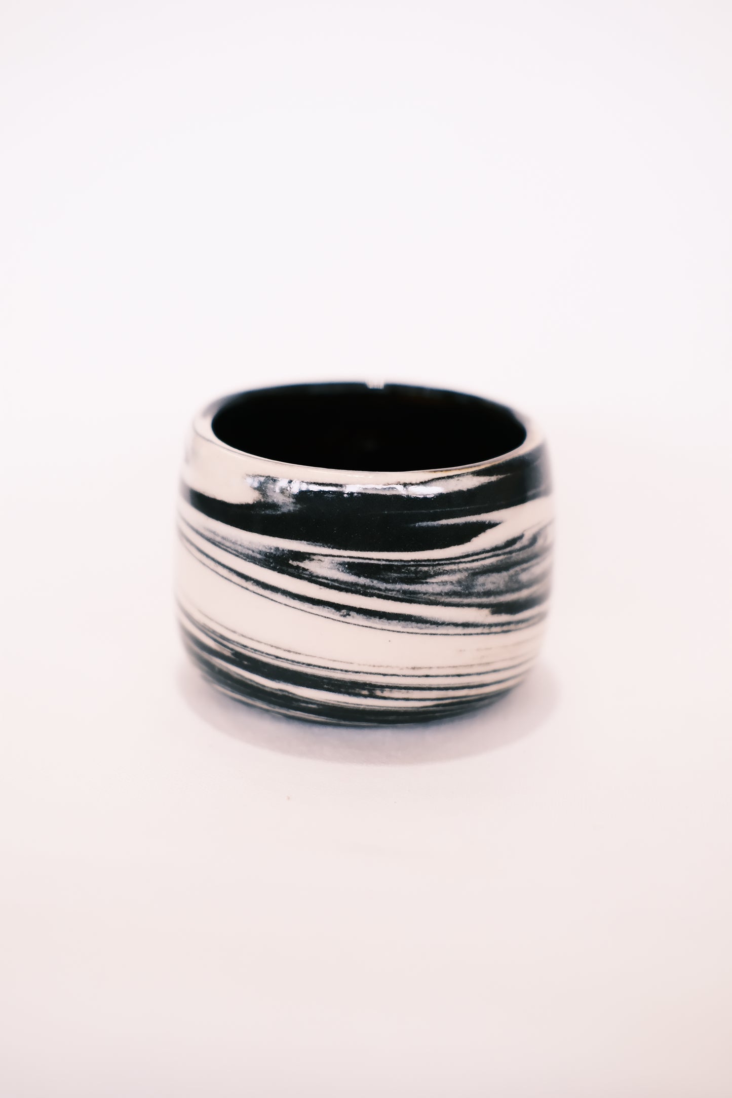 Black 03.