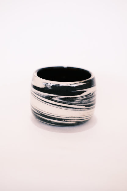 Black 03.