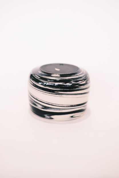 Black 03.