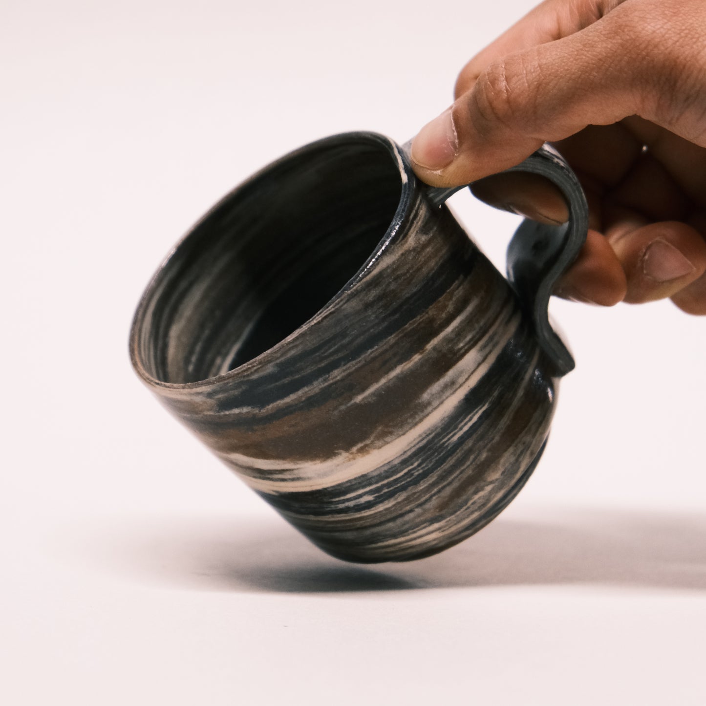 B Marble Mug 04