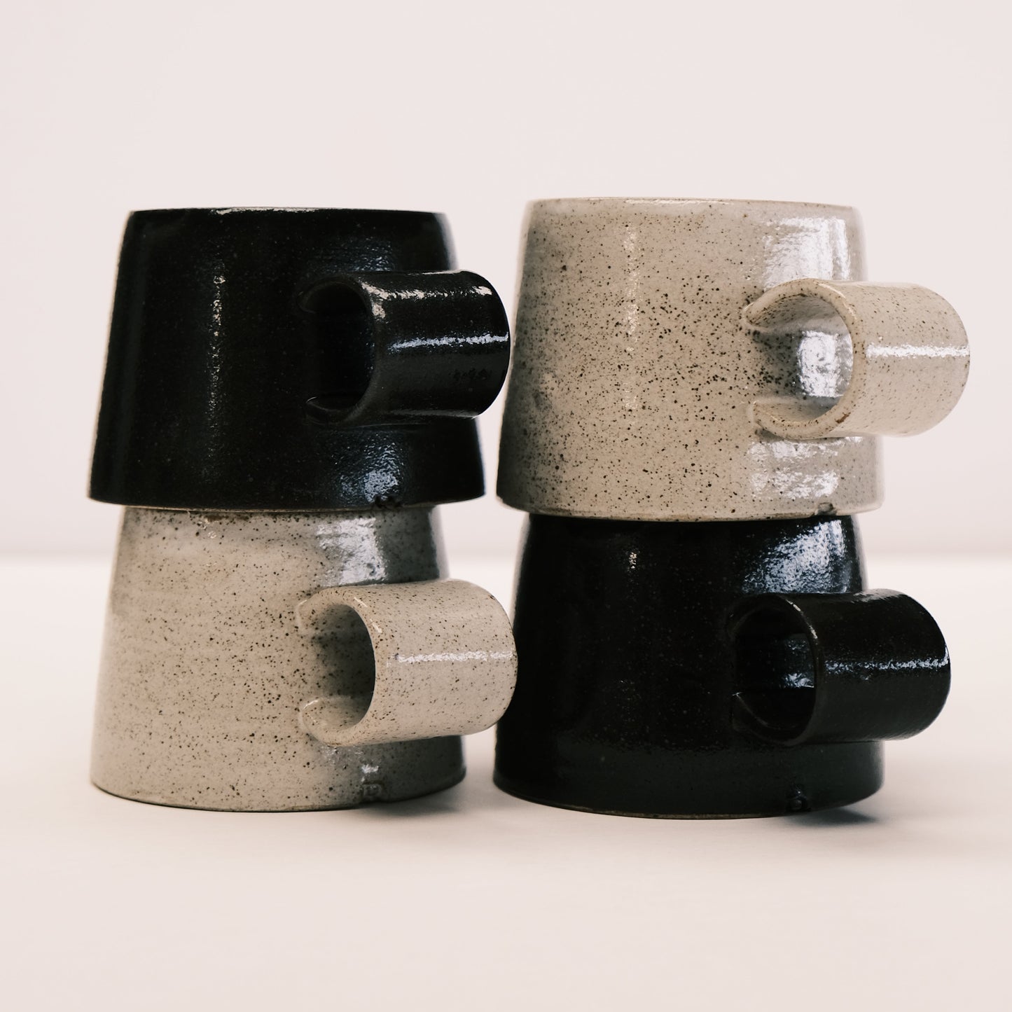 S Mug 04