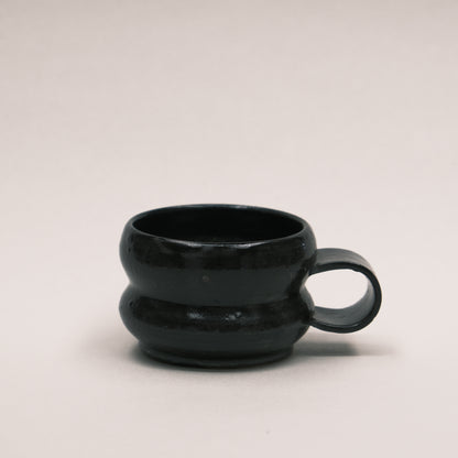 S Mug 02