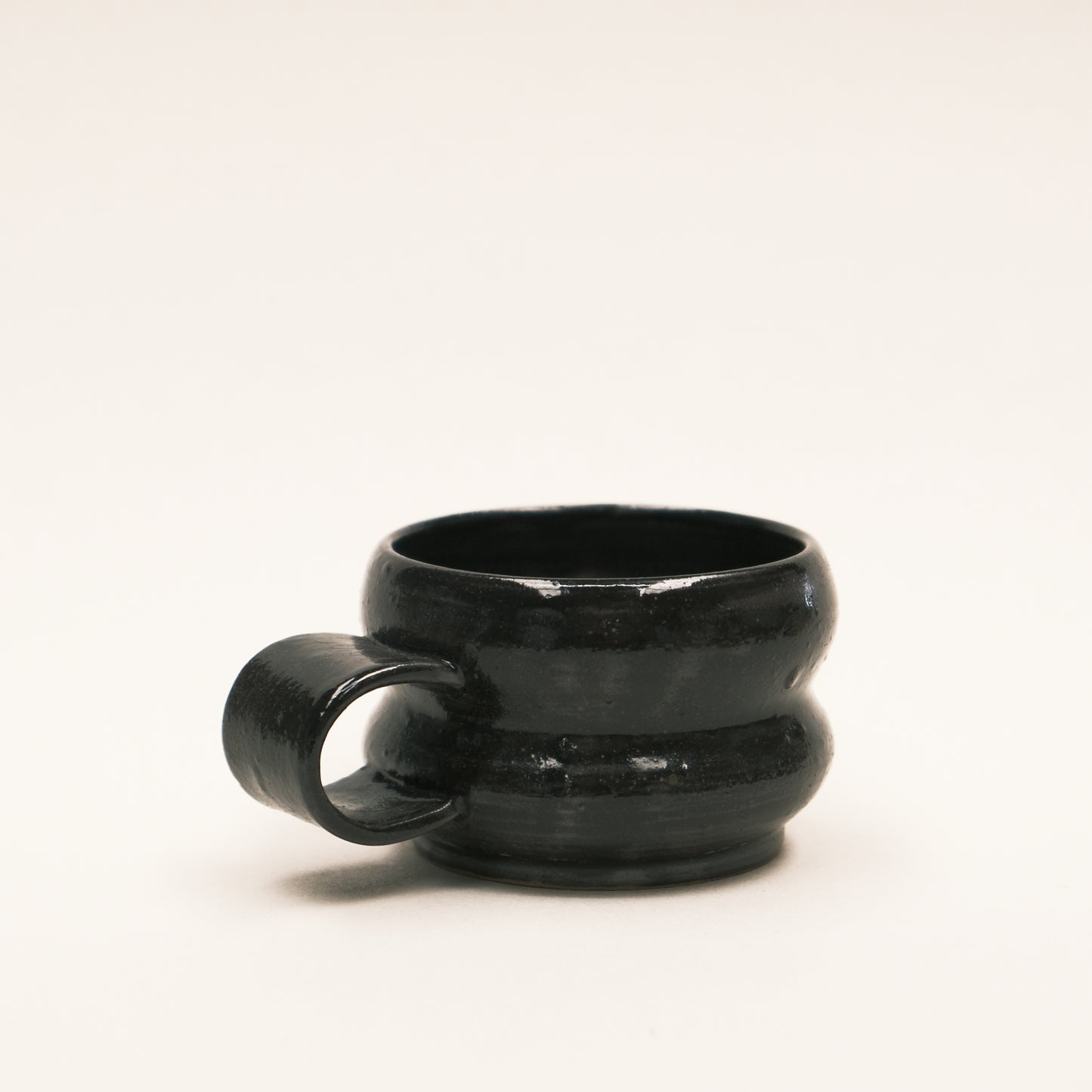 S Mug 02