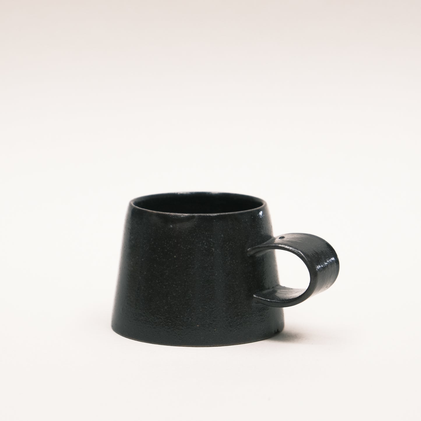 S Mug 04