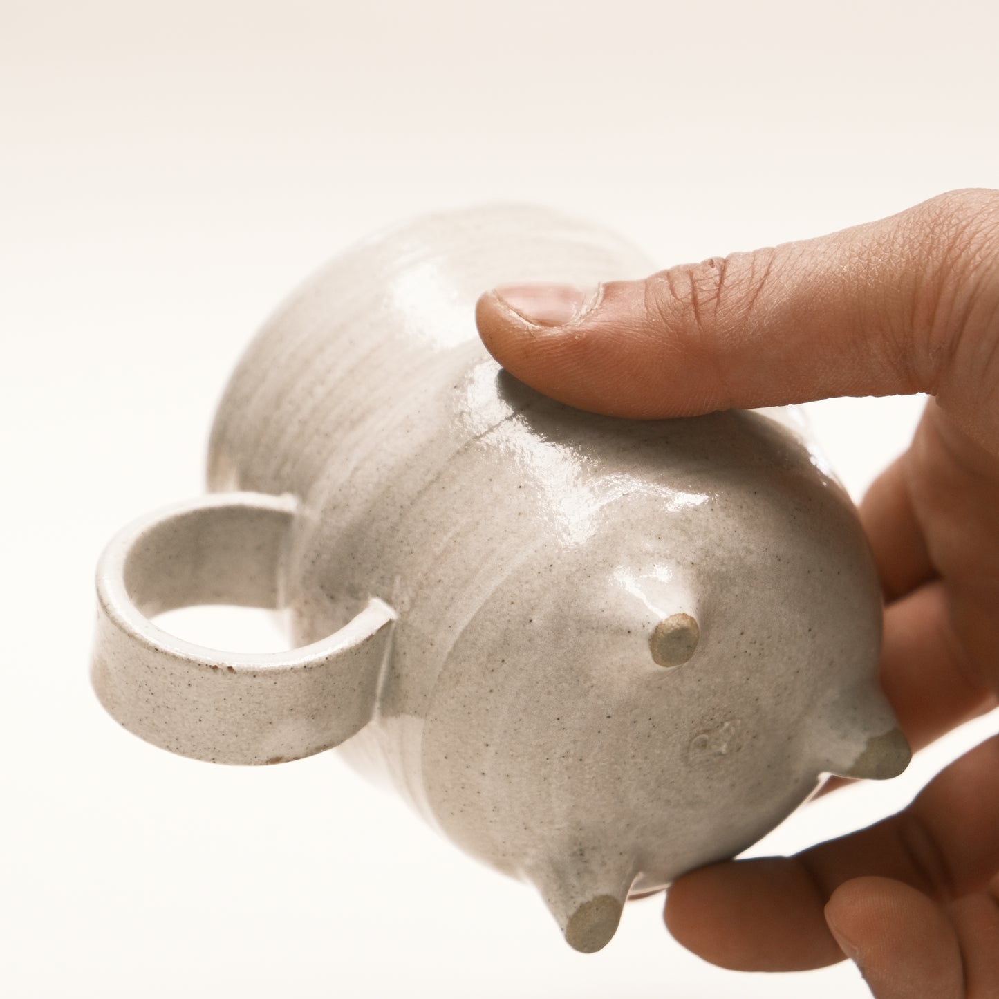 Foot Mug 04