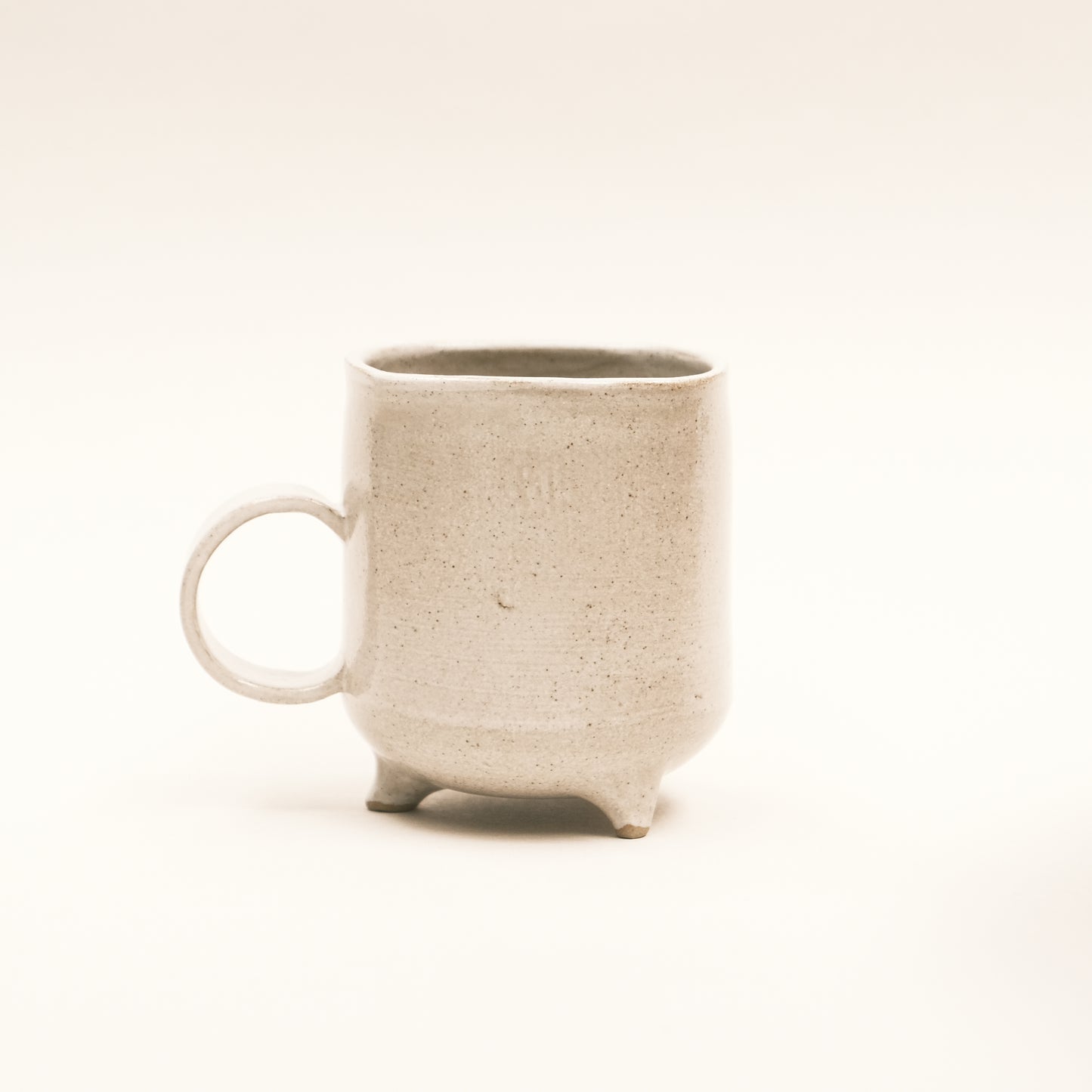 Foot Mug 07