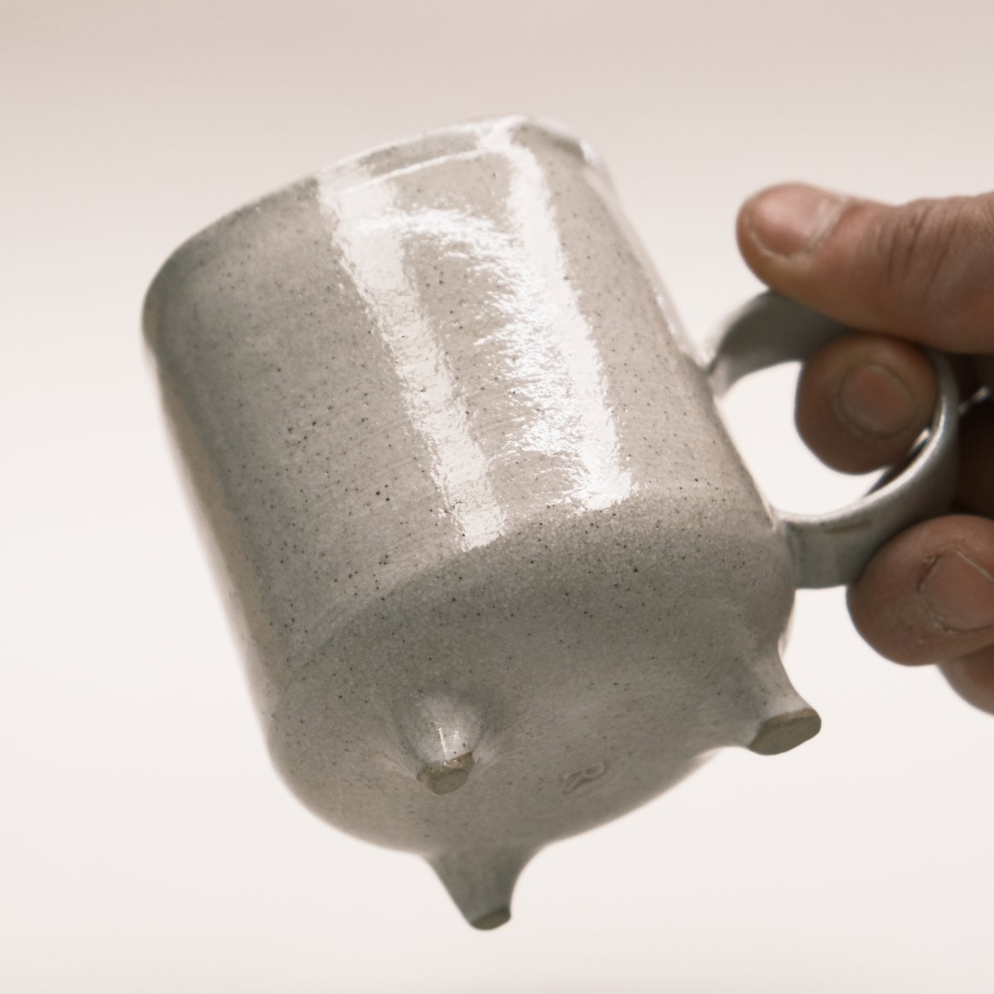 Foot Mug 07