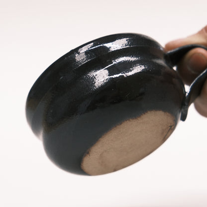 S Mug 05